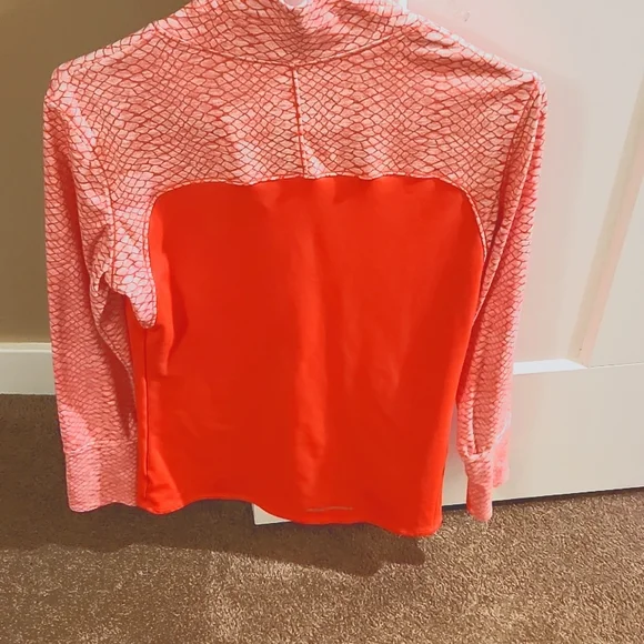 Woman's Under Armour Coldgear Line - Picture 4 of 4